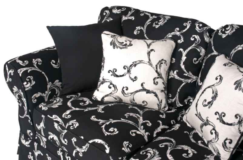 Comment nettoyer un canapé en tissu non déhoussable ?