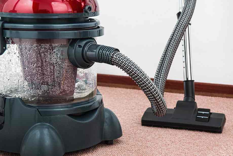 Comment nettoyer un tapis sans l'abîmer ?