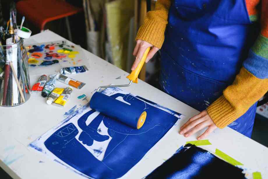 Réaliser des ornements de mode avec les rouleaux de papier hygiénique       